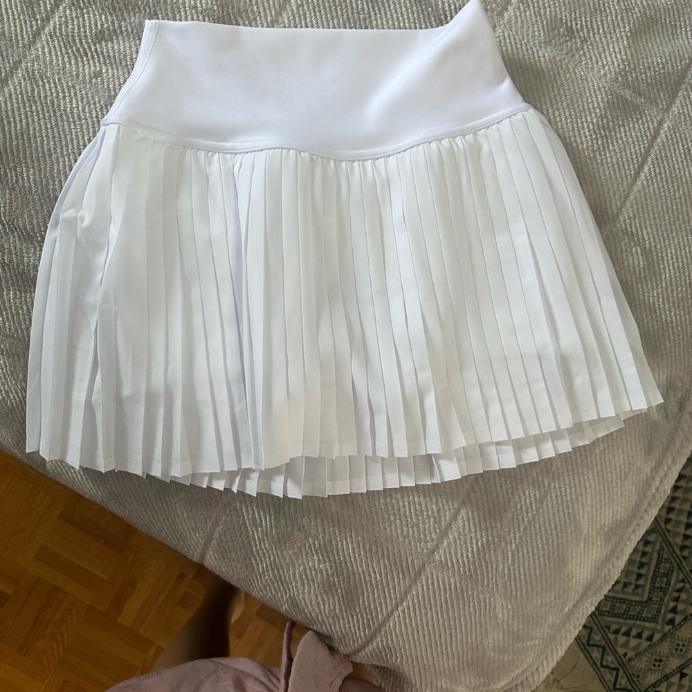 ALO Yoga White Pleated Skirt